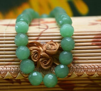 The Timeless Charm of jade crystal bracelet