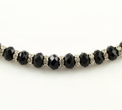 The Elegance and Meaning Behind Black Jade Necklace -Real Jade