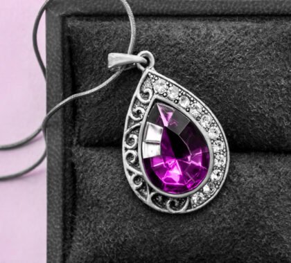 Purple Jade Necklace: A Symbol of Elegance, Rarity, and Natural Beauty